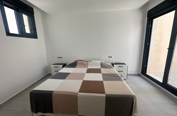 Resale - Detached House / Villa - San Miguel de Salinas - San Miguel Salinas