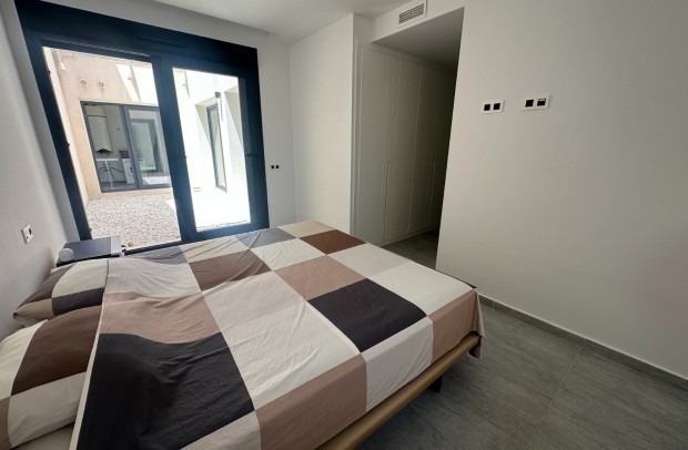 Resale - Detached House / Villa - San Miguel de Salinas - San Miguel Salinas