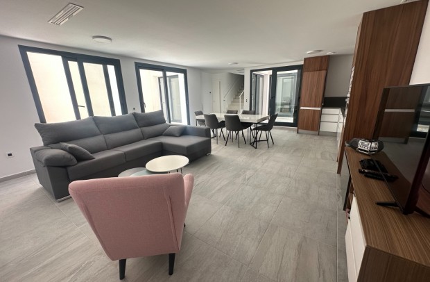 Resale - Detached House / Villa - San Miguel de Salinas - San Miguel Salinas