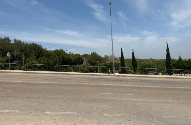 Resale - Detached House / Villa - San Miguel de Salinas - San Miguel Salinas