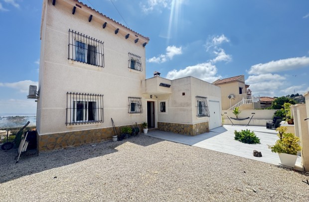 Resale - Detached House / Villa - San Miguel de Salinas