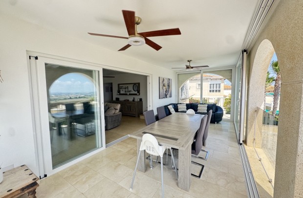 Resale - Detached House / Villa - San Miguel de Salinas