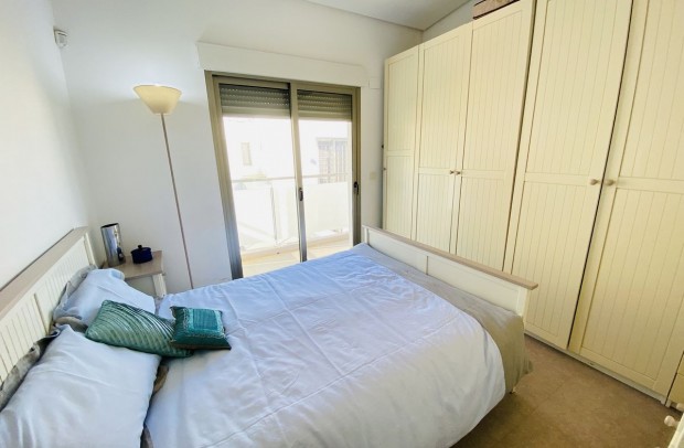 Resale - Detached House / Villa - Cox