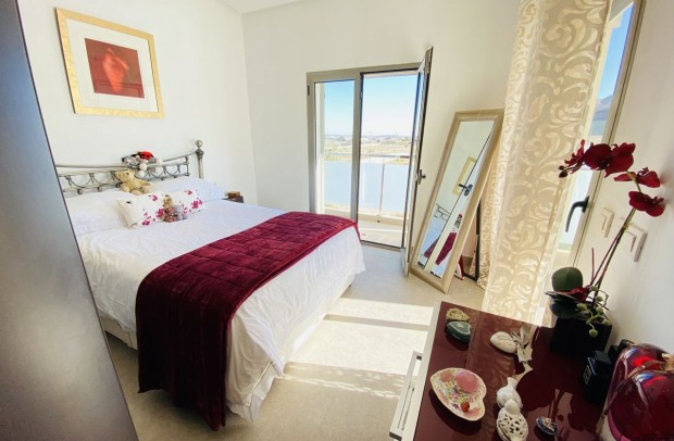 Resale - Detached House / Villa - Cox