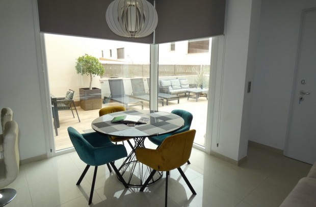 Reventa - Detached House / Villa - Ciudad Quesada