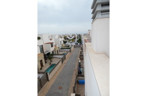 Reventa - Detached House / Villa - Ciudad Quesada