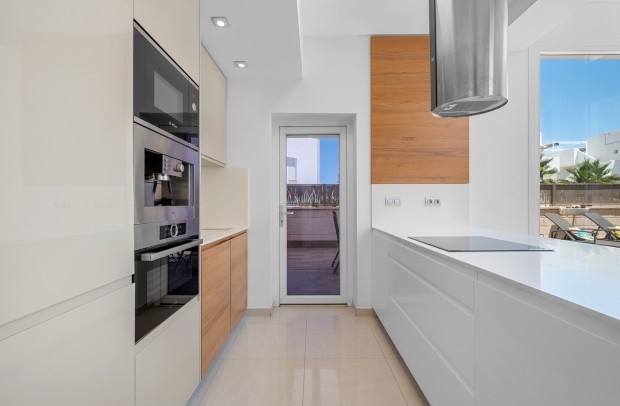 Resale - Detached House / Villa - Ciudad Quesada