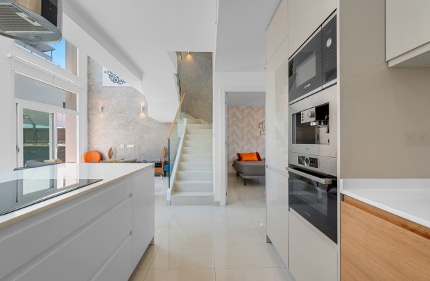 Resale - Detached House / Villa - Ciudad Quesada