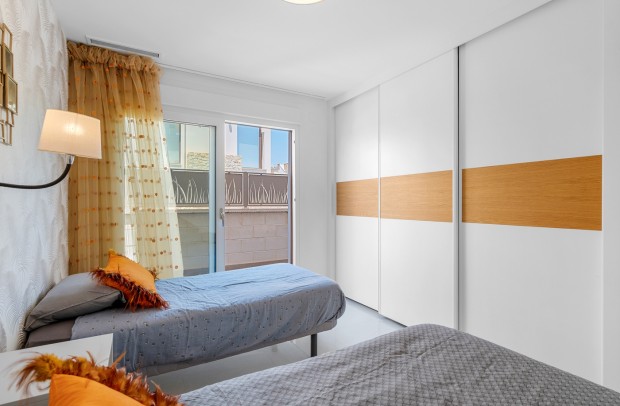 Resale - Detached House / Villa - Ciudad Quesada