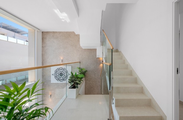 Resale - Detached House / Villa - Ciudad Quesada