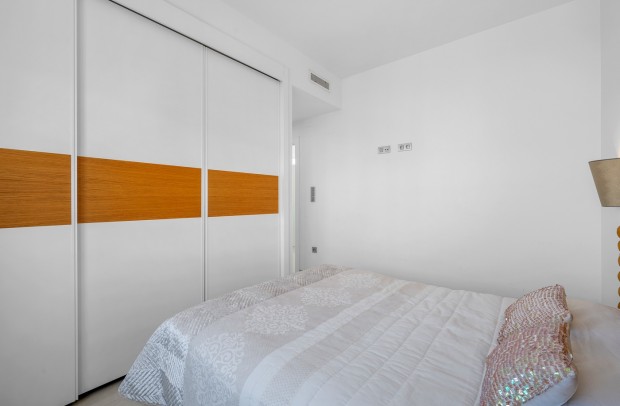 Resale - Detached House / Villa - Ciudad Quesada