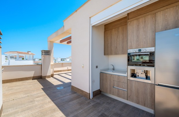 Resale - Detached House / Villa - Ciudad Quesada