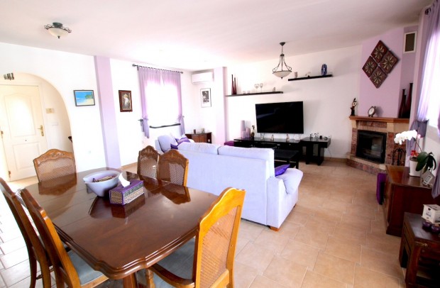 Revente - Detached House / Villa - Algorfa