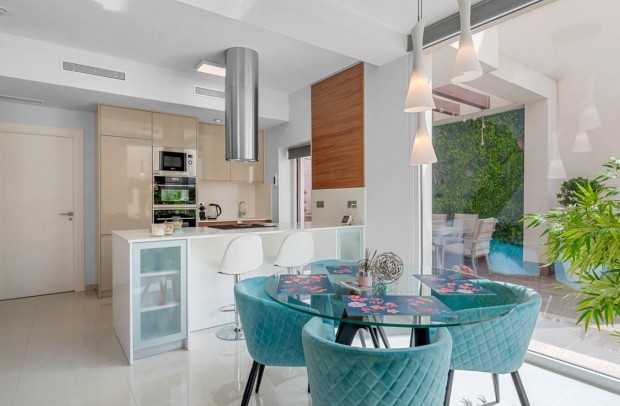 Resale - Detached House / Villa - Ciudad Quesada