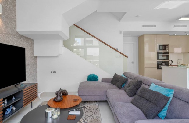 Resale - Detached House / Villa - Ciudad Quesada