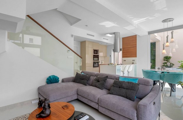 Resale - Detached House / Villa - Ciudad Quesada