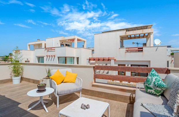 Resale - Detached House / Villa - Ciudad Quesada