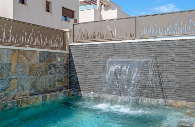 Resale - Detached House / Villa - Ciudad Quesada