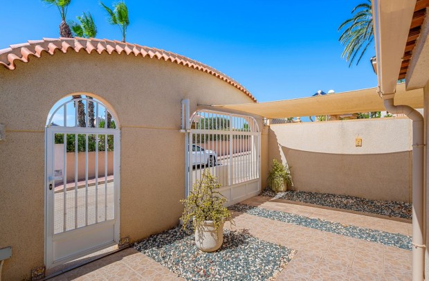 Resale - Detached House / Villa - Benijófar - Benimar