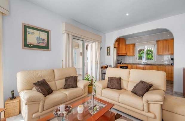 Resale - Detached House / Villa - Benijófar - Benimar