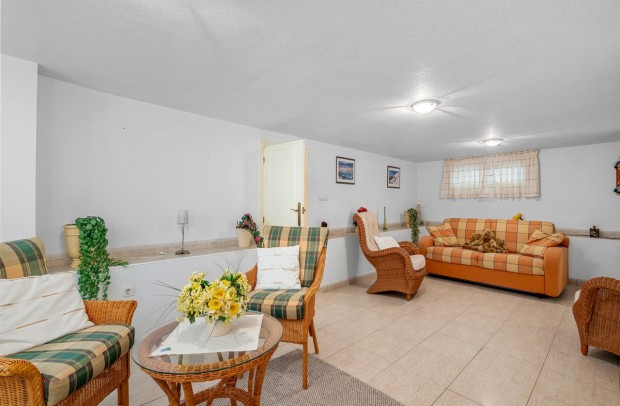 Resale - Detached House / Villa - Benijófar - Benimar