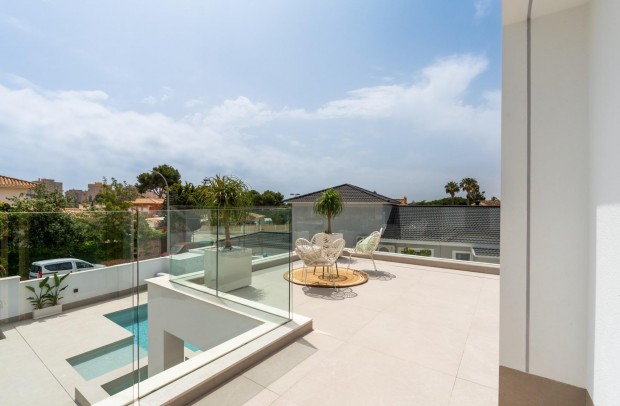 Nueva construcción  - Detached House / Villa - Orihuela Costa - Campoamor