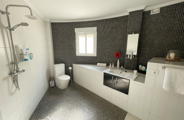 Resale - Detached House / Villa - Ciudad Quesada