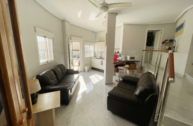 Resale - Detached House / Villa - Ciudad Quesada