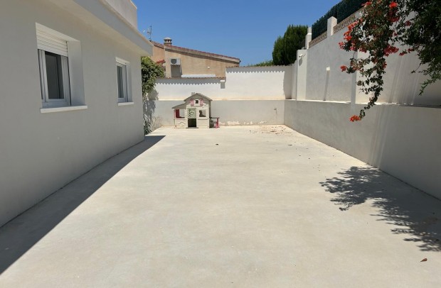 Resale - Detached House / Villa - Ciudad Quesada - Rojales