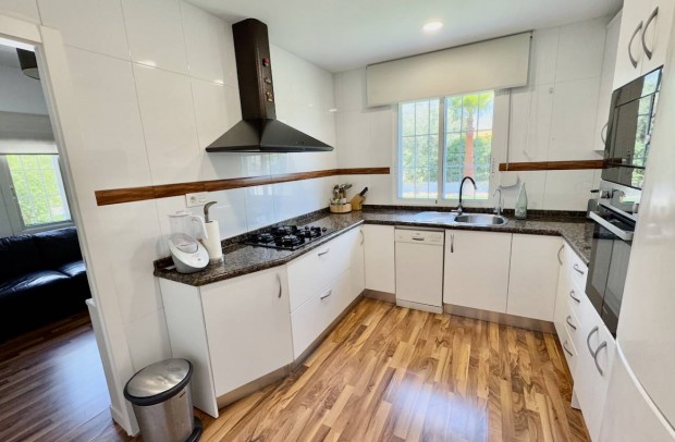 Resale - Country Property - Torrellano - Elche