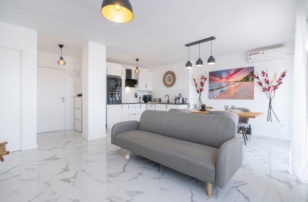 Resale - Apartment - Orihuela Costa - Punta Prima