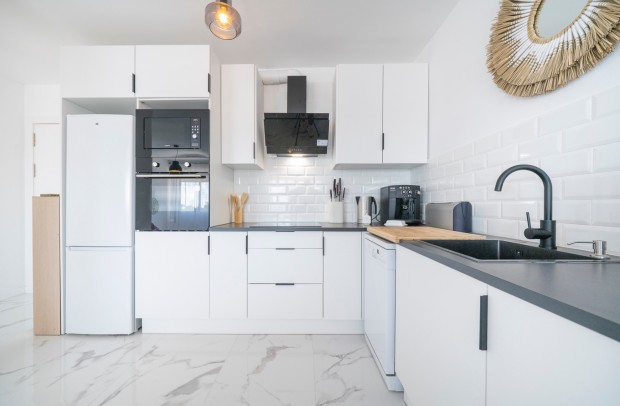 Resale - Apartment - Orihuela Costa - Punta Prima