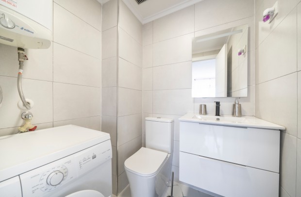 Resale - Apartment - Orihuela Costa - Punta Prima