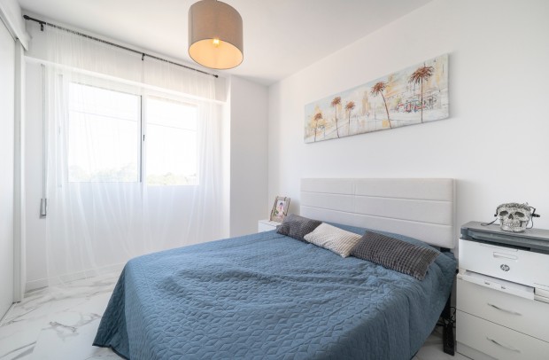 Resale - Apartment - Orihuela Costa - Punta Prima