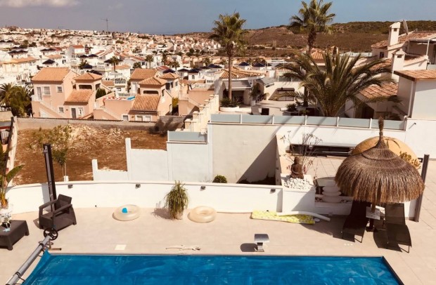 Revente - Detached House / Villa - Ciudad Quesada