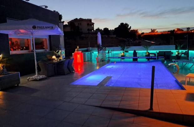 Revente - Detached House / Villa - Ciudad Quesada