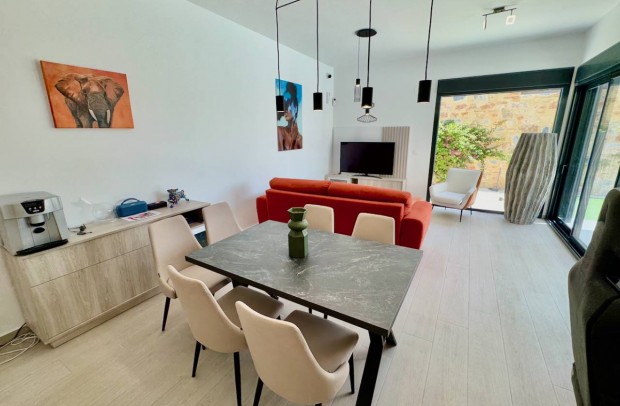 Resale - Detached House / Villa - Algorfa - La Finca Golf Resort