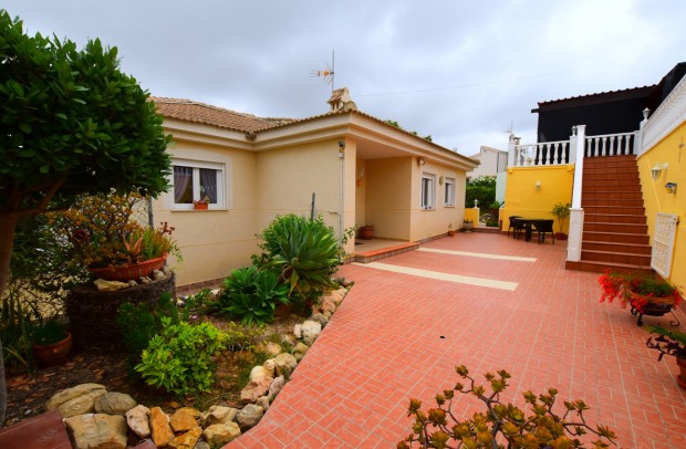 Resale - Detached House / Villa - Algorfa - Montemar