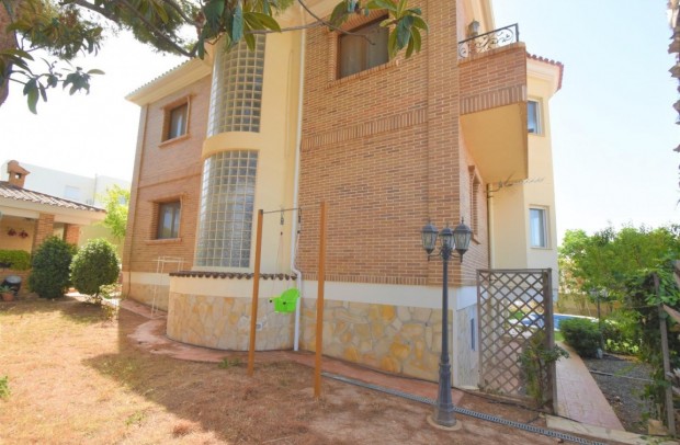 Revente - Villa Detached - Ciudad Quesada