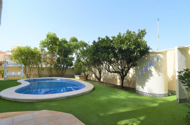 Revente - Villa Detached - Ciudad Quesada
