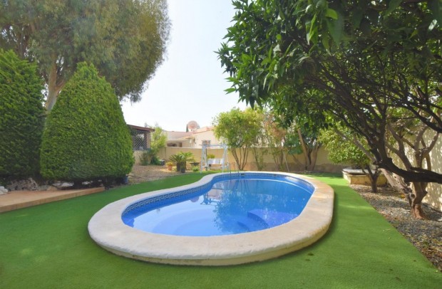 Revente - Villa Detached - Ciudad Quesada