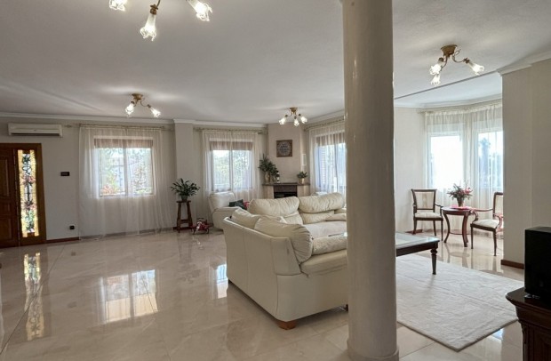 Revente - Villa Detached - Ciudad Quesada