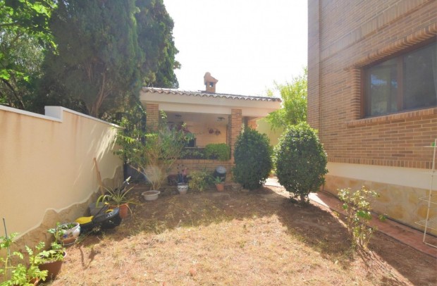 Revente - Villa Detached - Ciudad Quesada