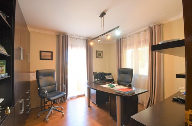 Revente - Villa Detached - Ciudad Quesada