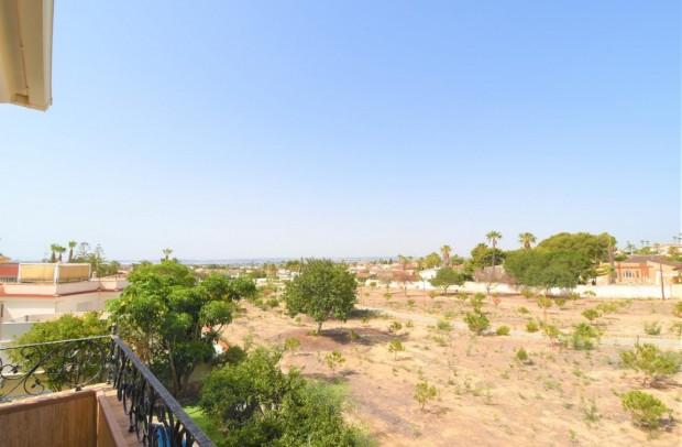 Revente - Villa Detached - Ciudad Quesada