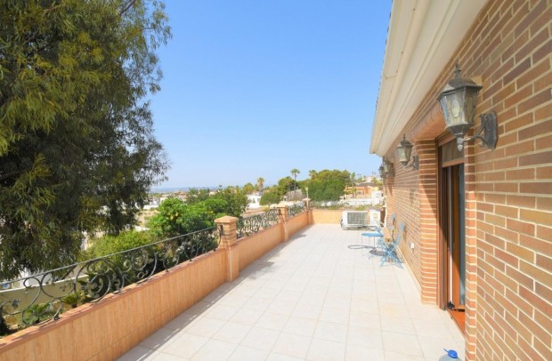 Revente - Villa Detached - Ciudad Quesada
