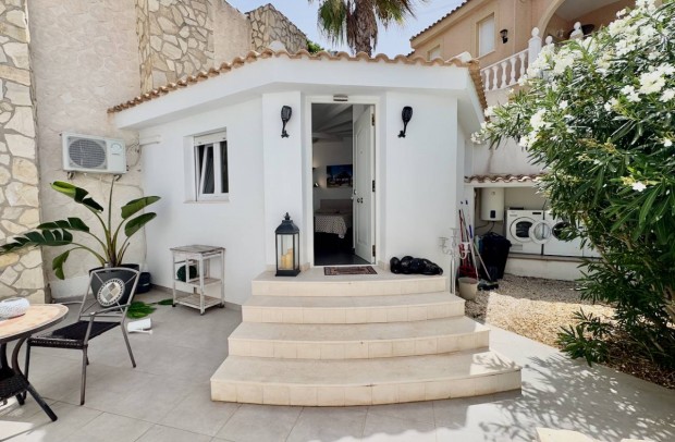 Revente - Detached House / Villa - Ciudad Quesada