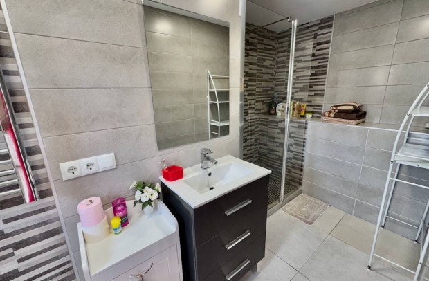 Revente - Detached House / Villa - Ciudad Quesada