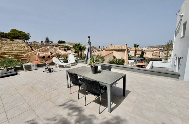 Revente - Detached House / Villa - Ciudad Quesada