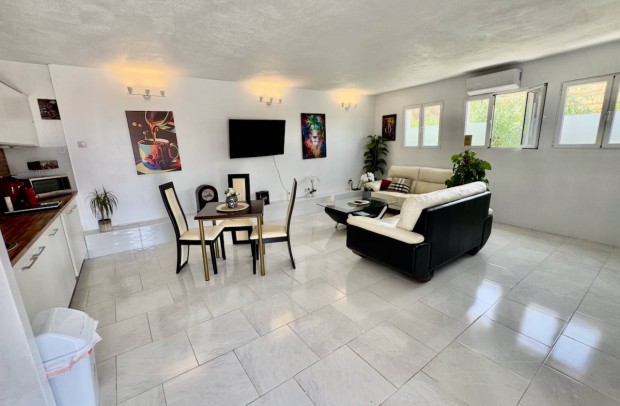 Revente - Detached House / Villa - Ciudad Quesada